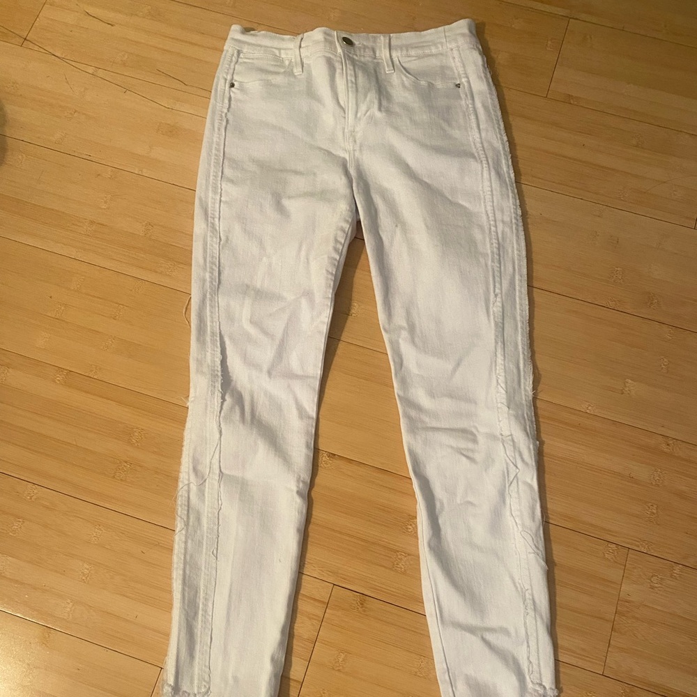 Frame white jeans